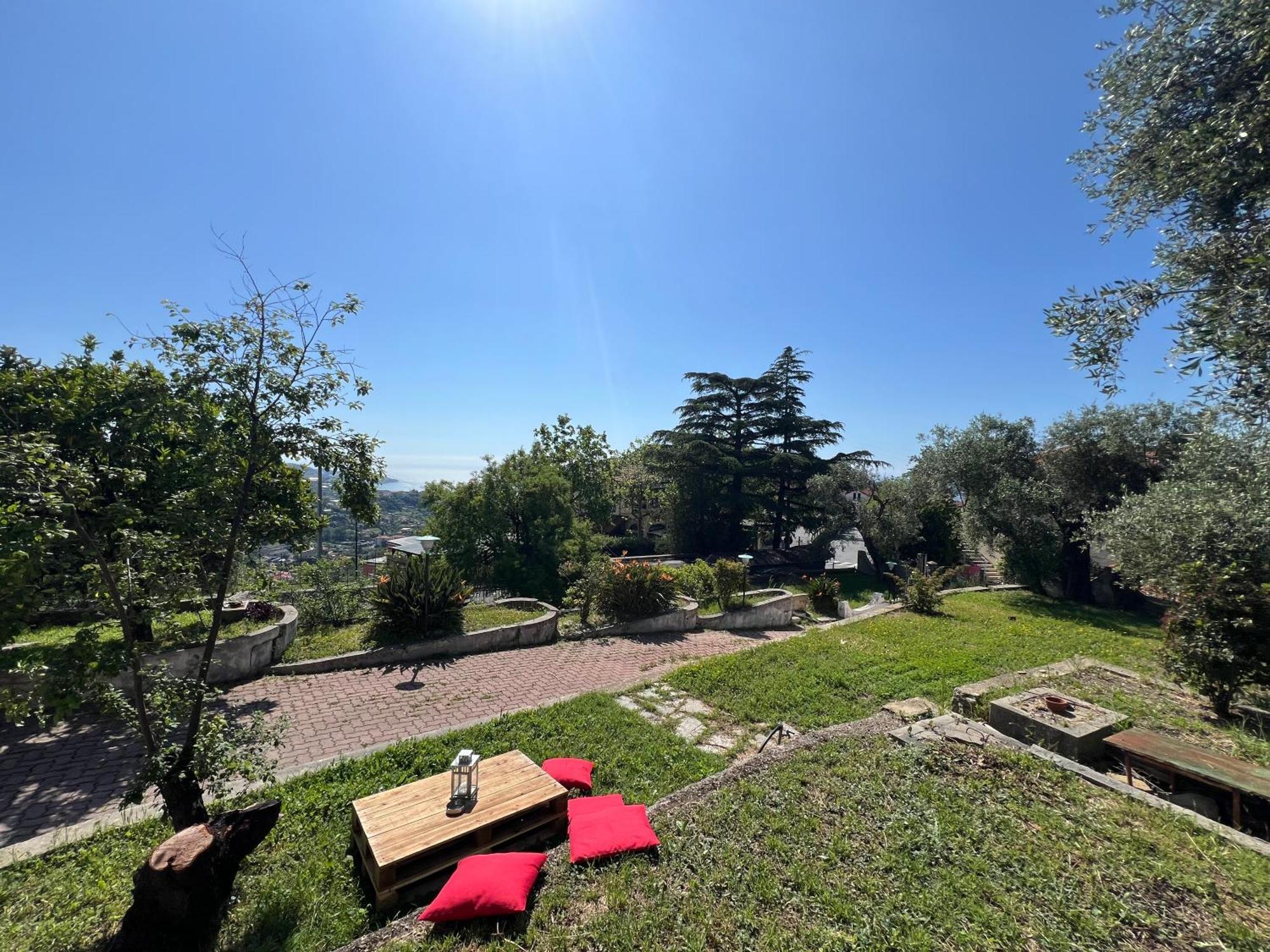 Villa In Collina Vista Mare Sanremo Exterior photo